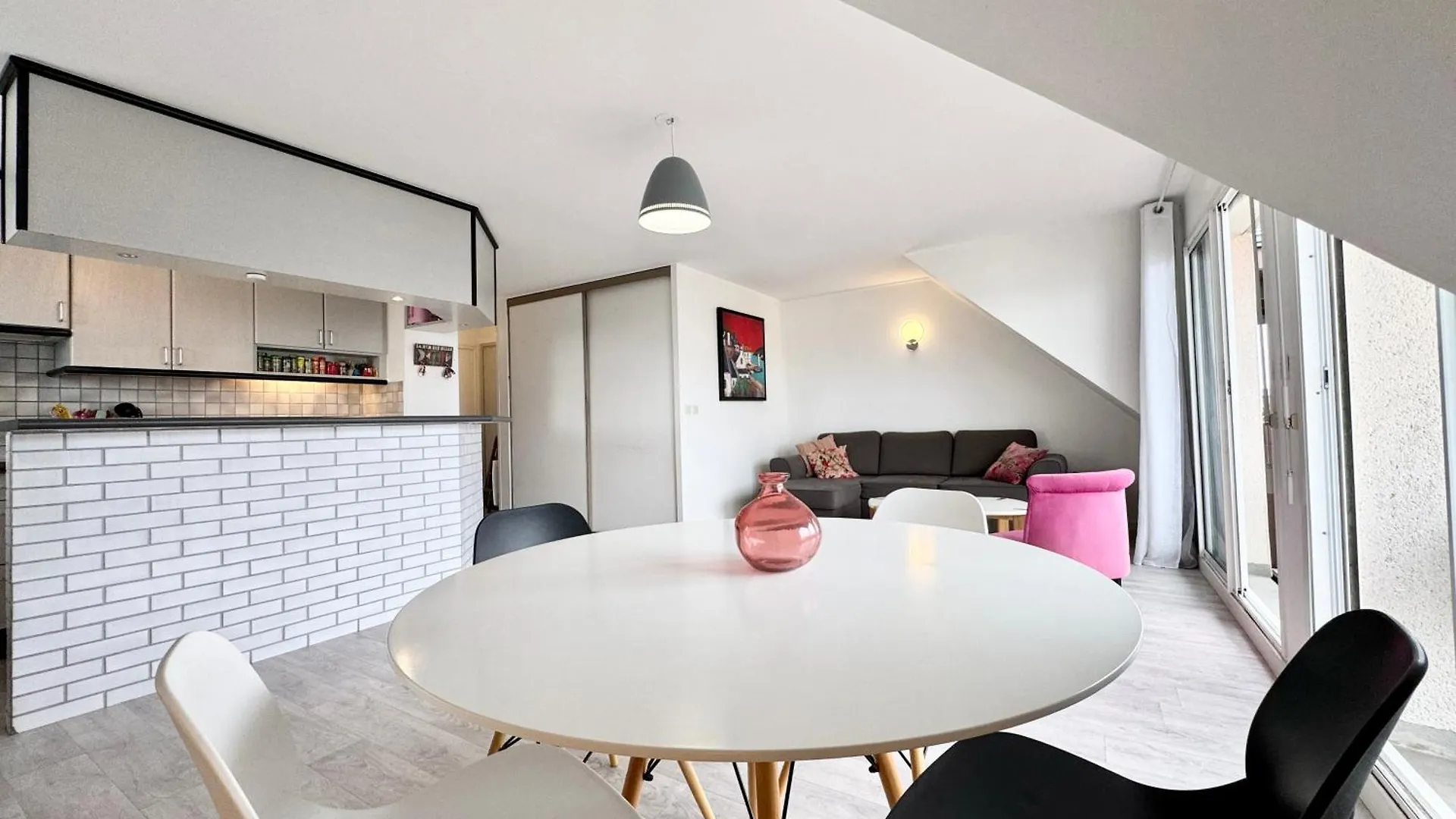 Charmant T2 Au Calme Balcon Expose Plein Sud Larmor-Plage Apartamento